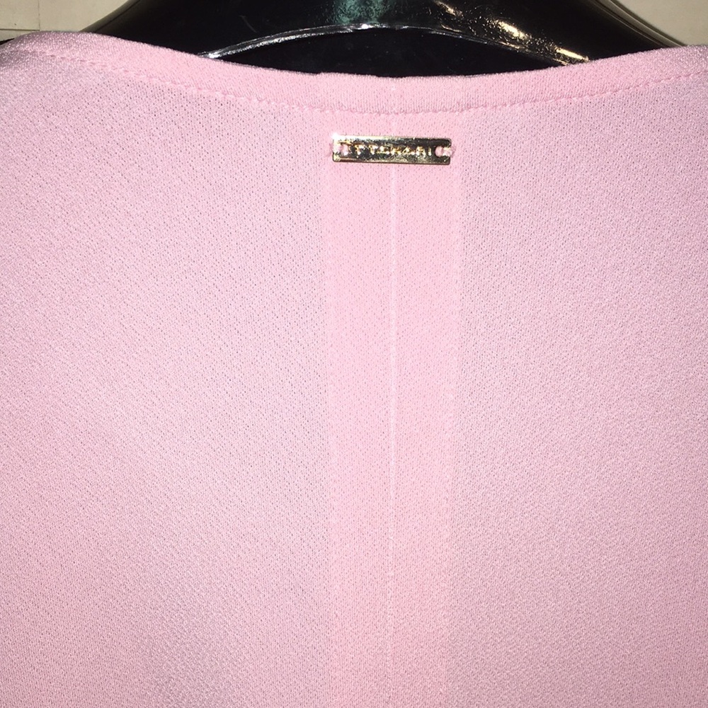 NWT T Tahari long sleeve Rose Ladies blouse  2X - Picture 4 of 9